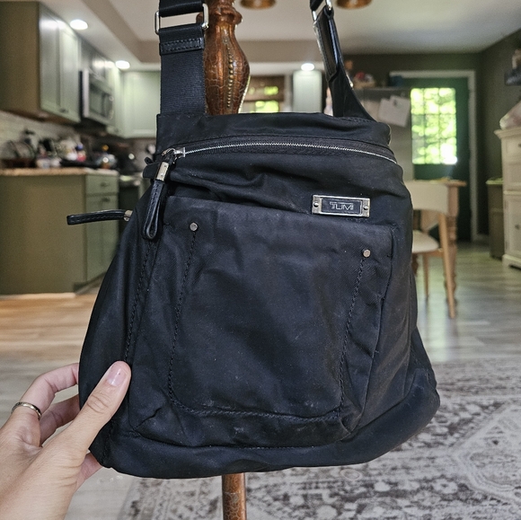 TUMI Voyageur Sumatra Crossbody Bag Purse Black Travel Nylon - Picture 8 of 15